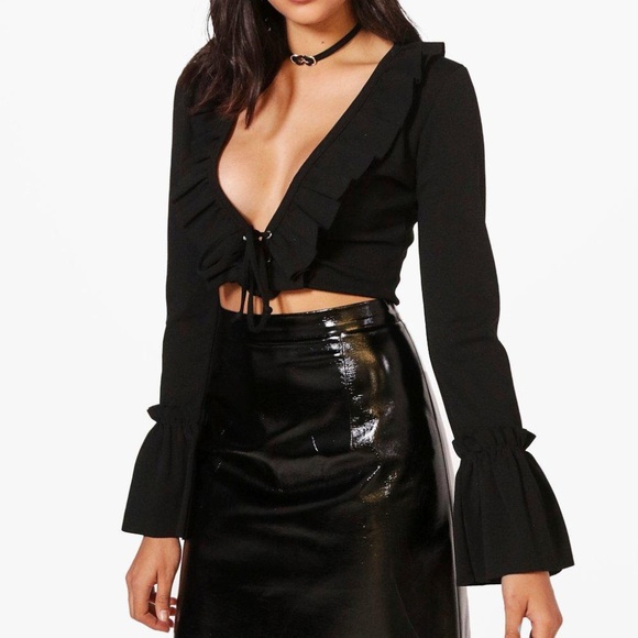 Tops - Lace Up Ruffle Long Sleeve Crop